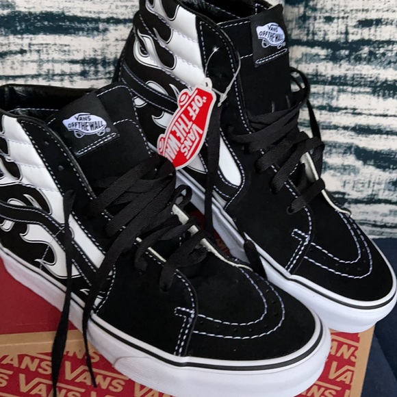 Vans Sk8-Hi Flame Black/White MENS - Picture 8 of 16
